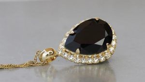 Гагат для Льва: совместимость, подходит или нет