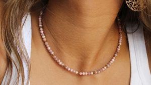 Ожерелья и бусы с родохрозитом: как выбрать и носить Ожерелья и бусы с родохрозитом: как выбрать и носить