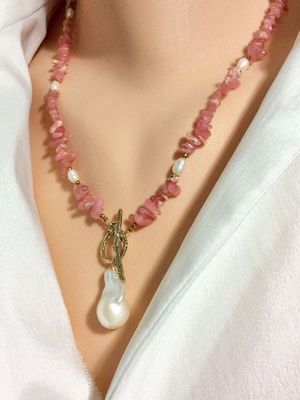 бусы с родохрозитом