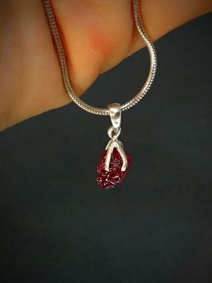 Подвеска с гиацинтом