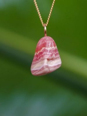 Подвеска с родохрозитом