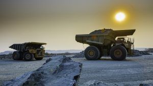 De Beers надеется избежать забастовки благодаря пятилетнему соглашению De Beers надеется избежать забастовки благодаря пятилетнему соглашению