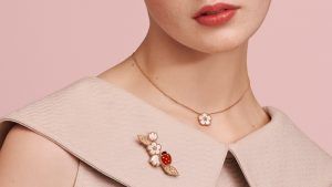 Van Cleef & Arpels представляет новые украшения в коллекции Lucky Spring