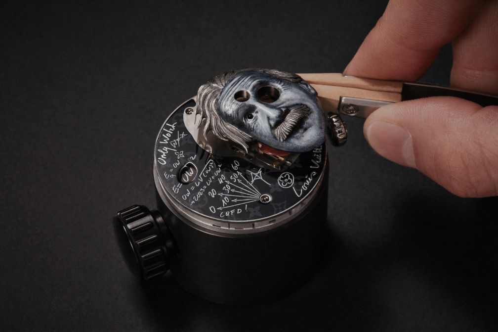 Часы Tambour Einstein Automata Only Watch 2023 в деталях