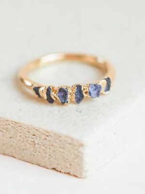 Кольца с иолитом: какие бывают, как выбрать и носить