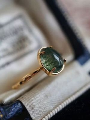 Кольца с зеленым агатом: особенности, как выбрать и носить