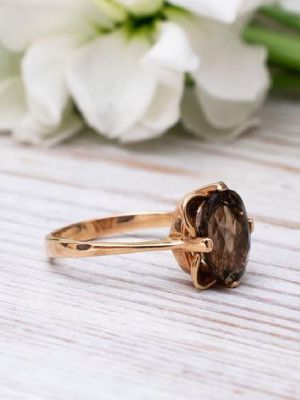 Кольца с раухтопазом: какие бывают, как выбрать и носить