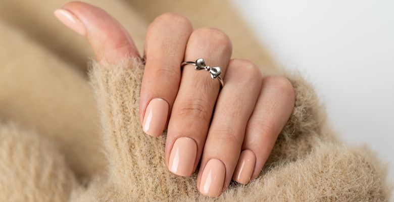 серебряное кольцо