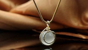 Подвески с кошачьим глазом: как выбрать и носить Подвески с кошачьим глазом: как выбрать и носить