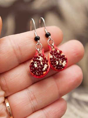 Пироп для Стрельца: совместимость, подходит или нет