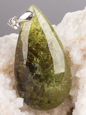 подвеска с гроссуляром