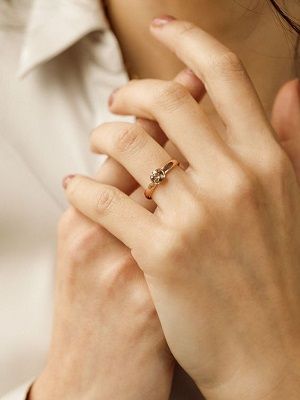 Помолвочное кольцо