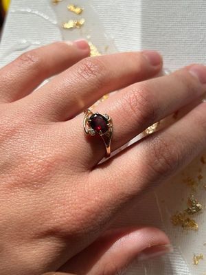 кольцос пиропом