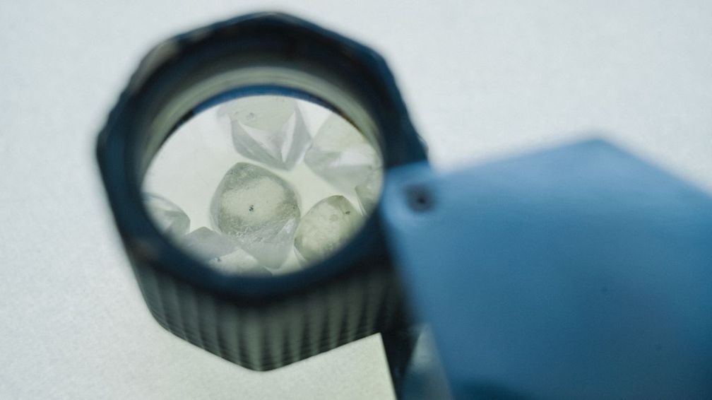 De Beers продвигается вперед по сделке с алмазами в Ботсване