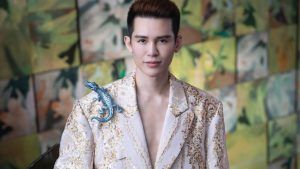 Интервью с начинающим дизайнером украшений Уоллисом Хонгом, ч. 2 Интервью с начинающим дизайнером украшений Уоллисом Хонгом, ч. 2