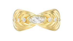 В центре внимания: бренд Meredith Young