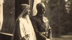 Тиара месяца: Баварская рубиновая парюра и ее связь с Октоберфестом