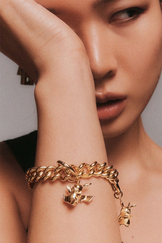 Эти подвески в виде покемонов можно носить разными способами: на цепочках, браслетах и серьгах Эти подвески в виде покемонов можно носить разными способами: на цепочках, браслетах и серьгах