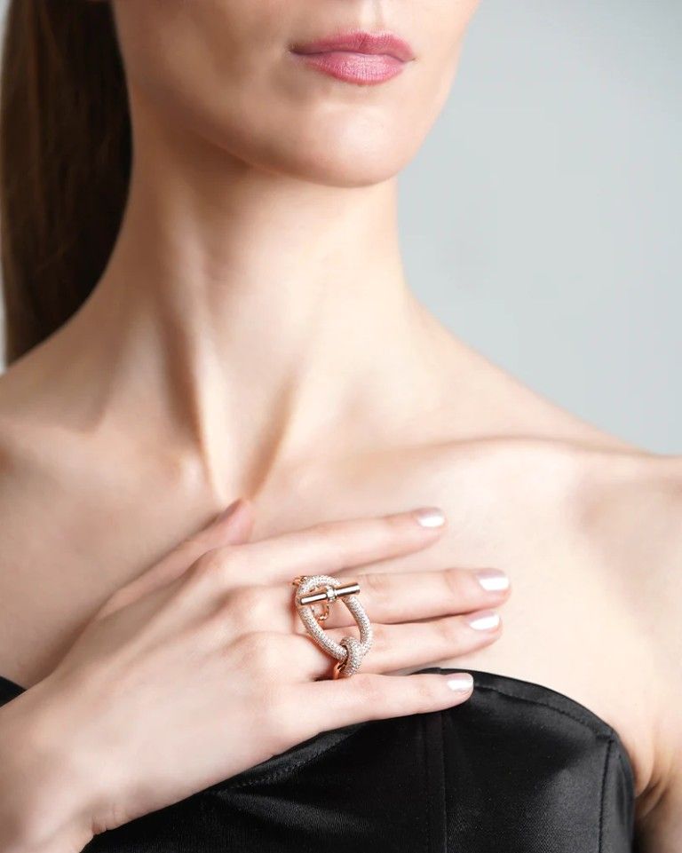 Кольцо Buckle it Up от Amaris by Prerna Rajpal