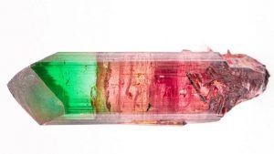 В Бангкоке пройдет первый в мире аукцион необработанного турмалина