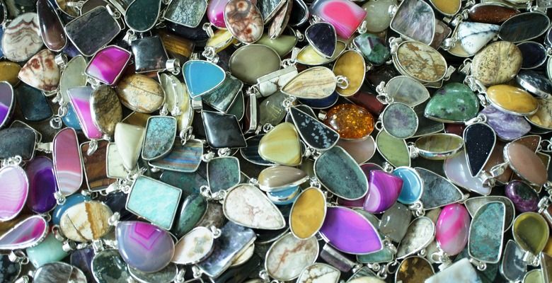 Астрология и минералы: какие камни связаны с Плутоном