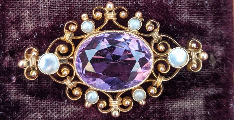 Интригующие истории о знаменитых украшениях: украли их или нет?