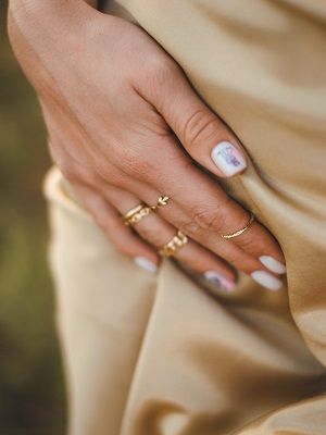 кольцо к квадратному маникюру