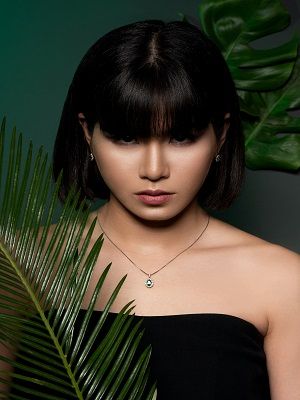 подвеска с сапфиром