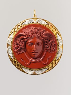 подвеска с гравировкой