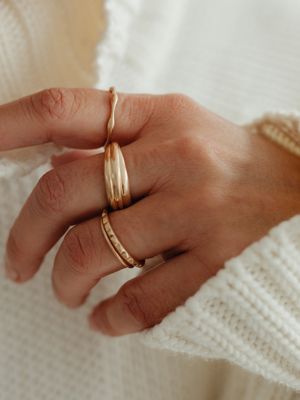 кольцо к короткому маникюру