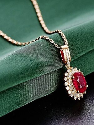 подвеска с рубином