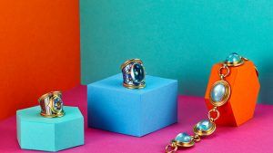 Элизабет Гейдж отмечает 60 лет творчества юбилейной коллекцией Элизабет Гейдж отмечает 60 лет творчества юбилейной коллекцией