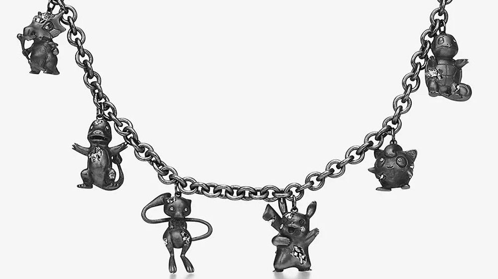 Колье из окисленного стерлингового серебра с подвесками в виде покемонов Колье из окисленного стерлингового серебра с подвесками в виде покемонов
