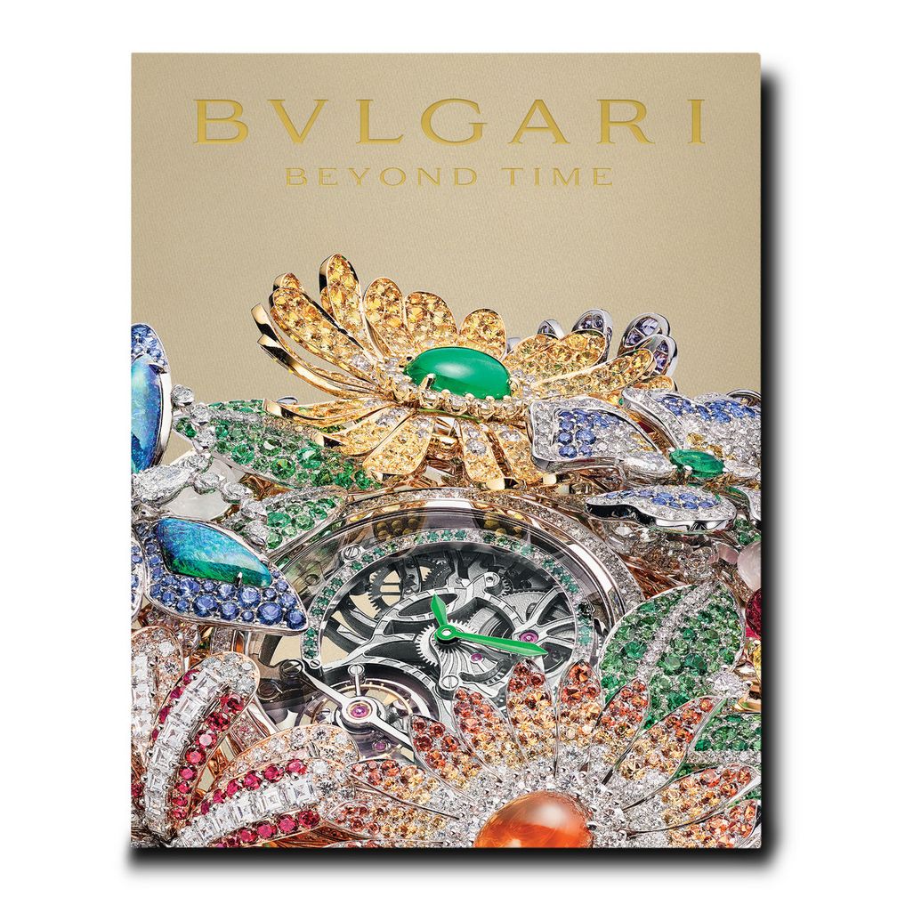 Обложка книги «Bulgari: вне времени». Фото: Assouline