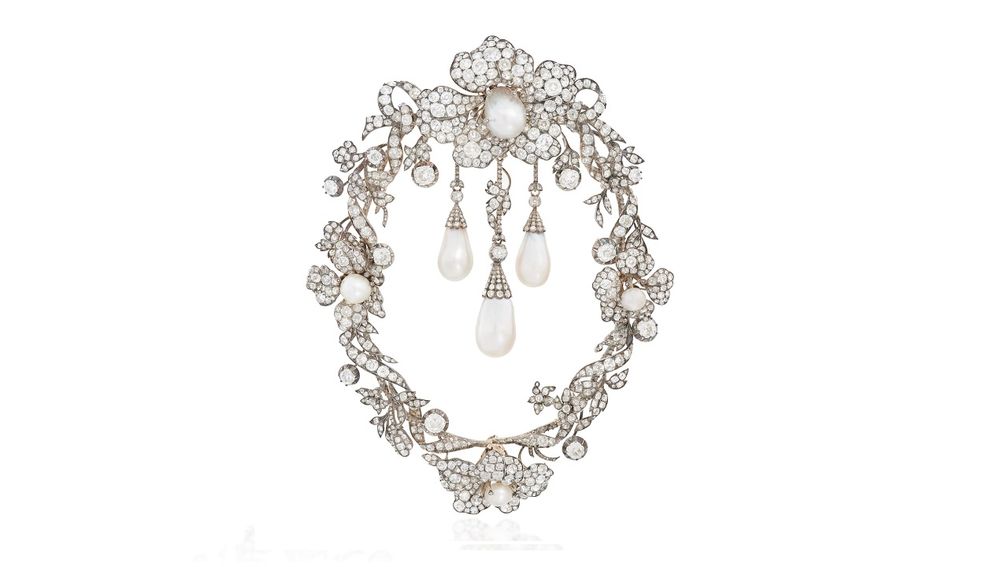 Sotheby’s: Продажа королевских австрийских украшений превзошла ожидания