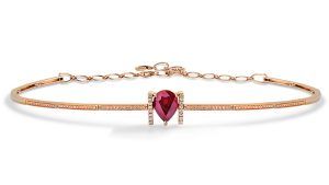 Торжественные колье для начала праздничного сезона