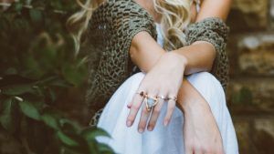 Украшения для особых событий: как правильно выбрать Украшения для особых событий: как правильно выбрать