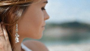 Ювелирный этикет для молодых девушек: как носить украшения с уверенностью Ювелирный этикет для молодых девушек: как носить украшения с уверенностью