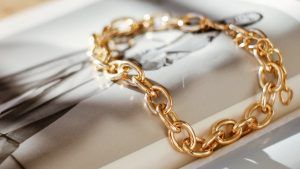 Как создать стильный повседневный образ с помощью браслетов