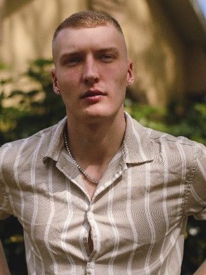 мужские колье с драгоценными камнями