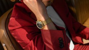 Советы мужчинам по выбору наручных часов с драгоценными камнями