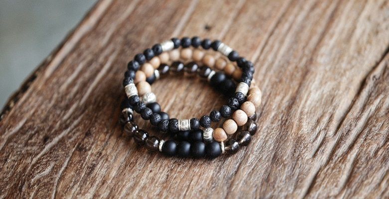 Как правильно сочетать поделочные камни в ювелирных украшениях