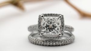 Топ-5 самых дорогих ювелирных брендов в мире Топ-5 самых дорогих ювелирных брендов в мире