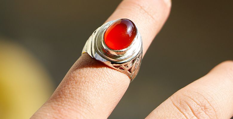 Как выбрать кольцо с поделочным камнем, отражающее вашу индивидуальность