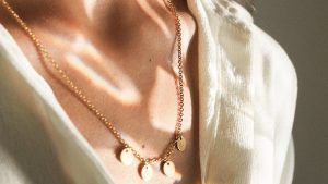 Секреты выбора колье, которое подчеркивает вашу индивидуальность