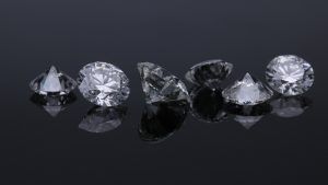 Алмазная лихорадка: знаменитые алмазы и их загадочные истории Алмазная лихорадка: знаменитые алмазы и их загадочные истории