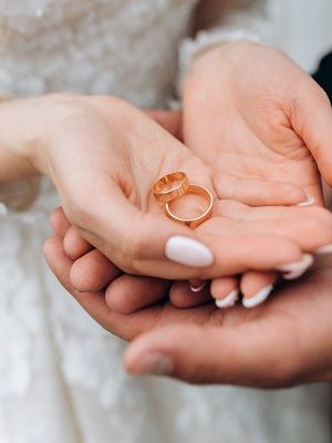 Обручальное кольцо