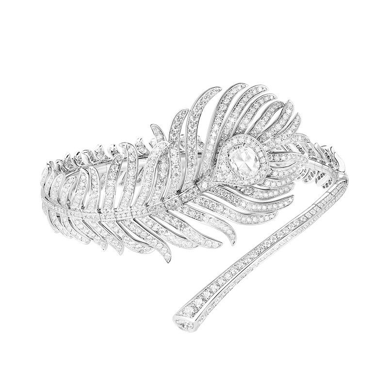 Браслет Boucheron Plume de Paon из белого золота с бриллиантами