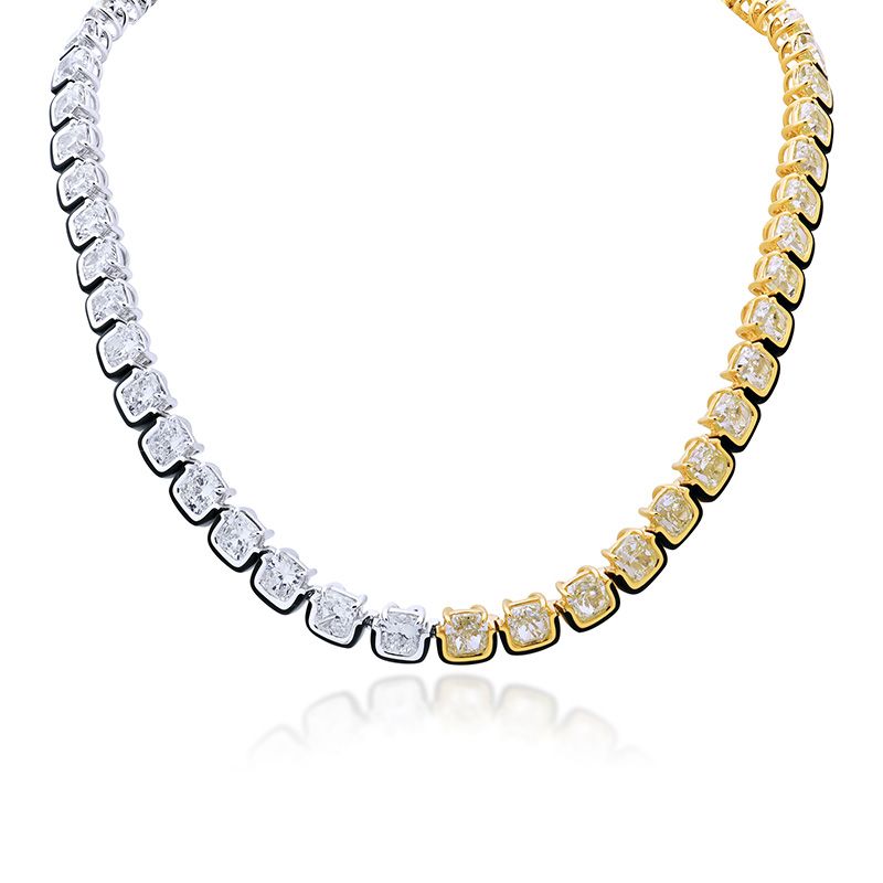 Бриллиантовое колье от Lugano Diamonds