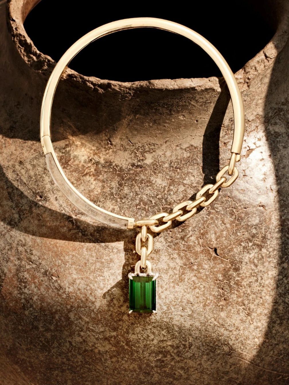 Колье от Ana Khouri с хрусталем и зеленым турмалином Колье от Ana Khouri с хрусталем и зеленым турмалином